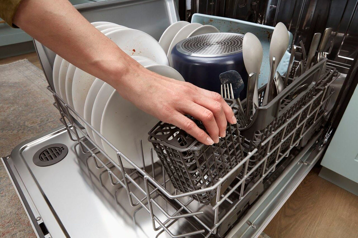 Whirlpool Large Capacity Dishwasher with Tall Top Rack WDT740SALW