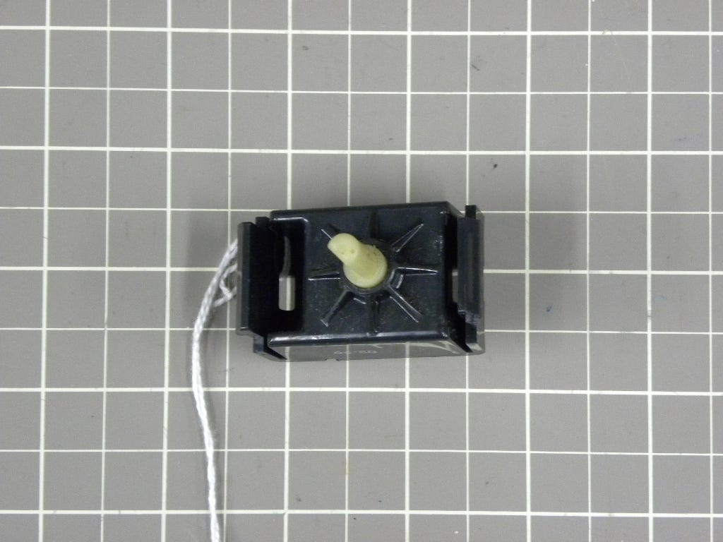Temperature Switch (10A) 22001655