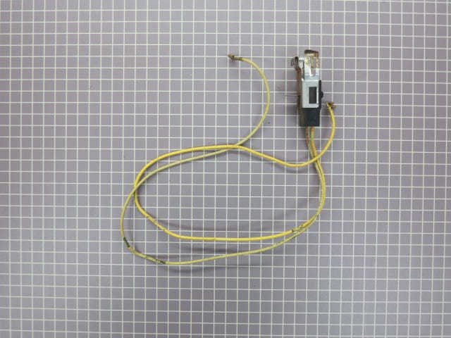Receptacle Assembly (Yellow) 258858