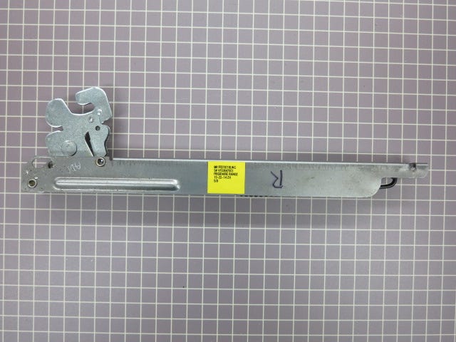 Hinge 316575909
