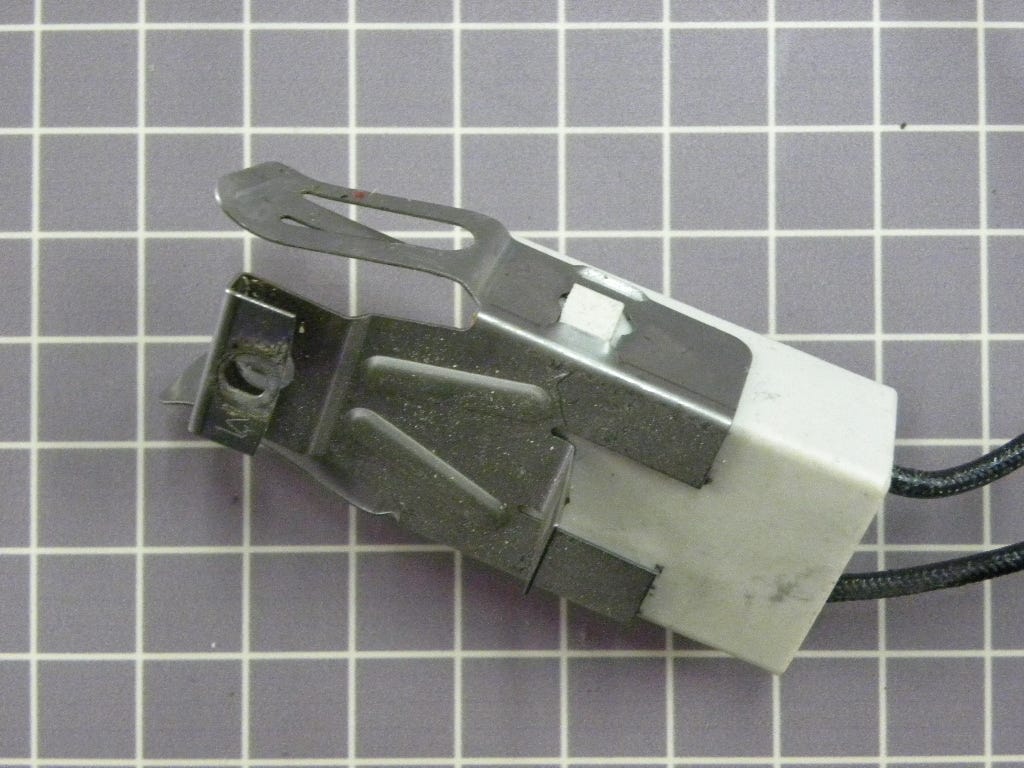 Receptacle 12001676