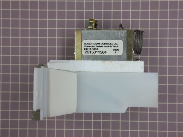 Damper Control Assembly 215011504
