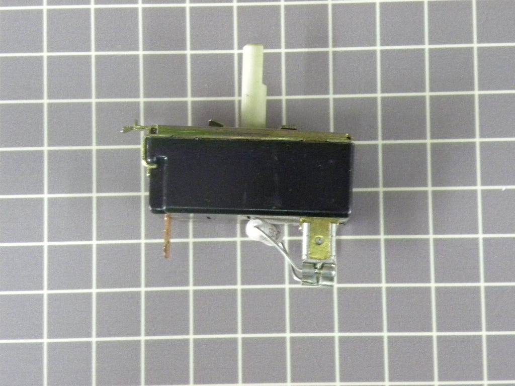 Temperature Selector Switch (25A) 40084201