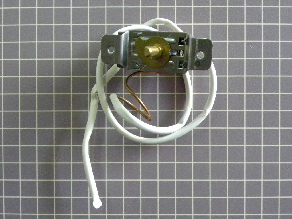 Temperature Control/Thermostat WR09X0529