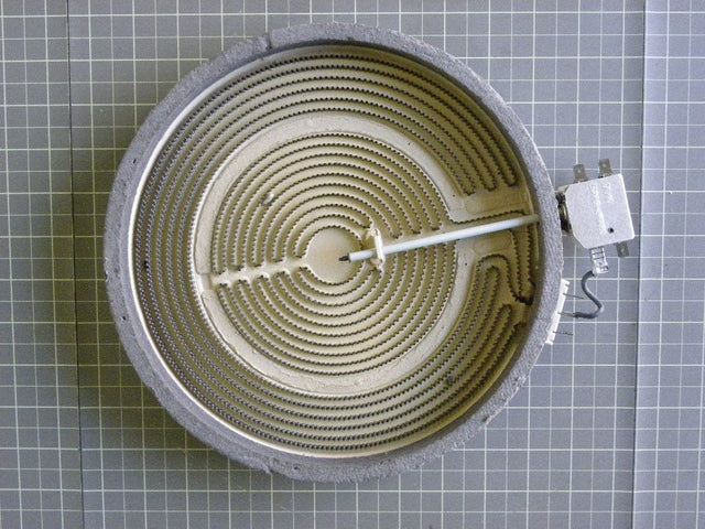 6/9" Radiant Surface Element 316418400 - 316418400 (Used)