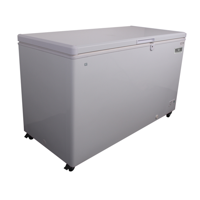 Kelvinator Commercial 14 Cu. Ft. Chest Freezer KCCF140WH