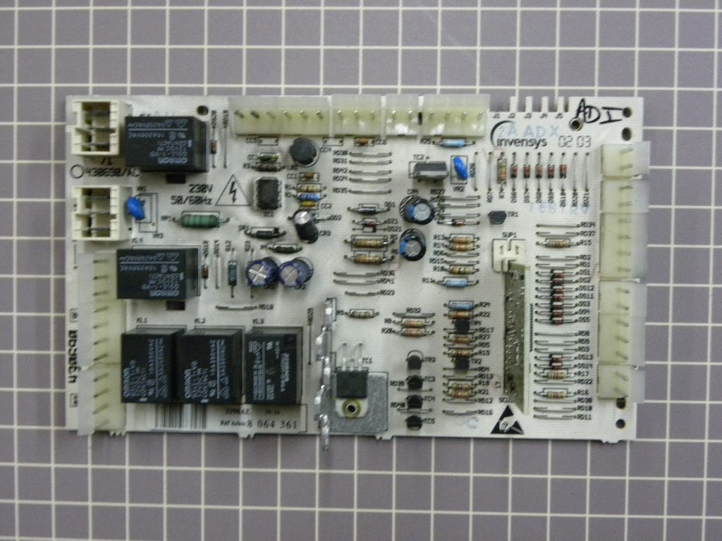 Relay Board/Microcomputer 8065839