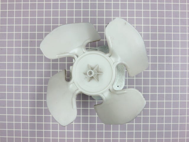 Condenser Motor W/Fan Blade 2188729