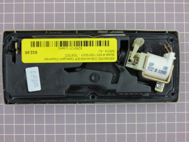 Dispenser 8269121