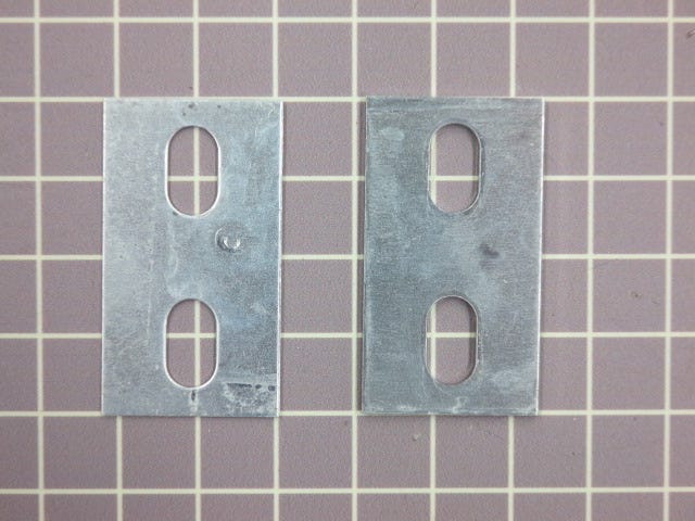 Hinge Shim (Set of 2) R0131015