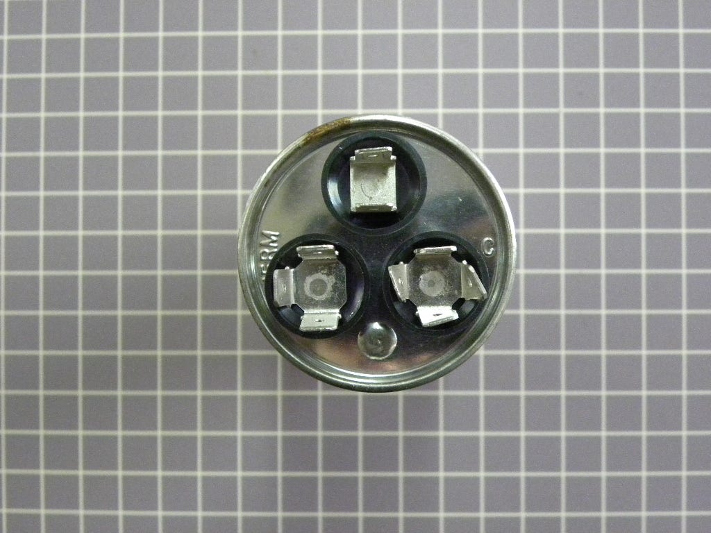 Capacitor (60/12.5uf -5/+10%) (50/60hz) 5304431545
