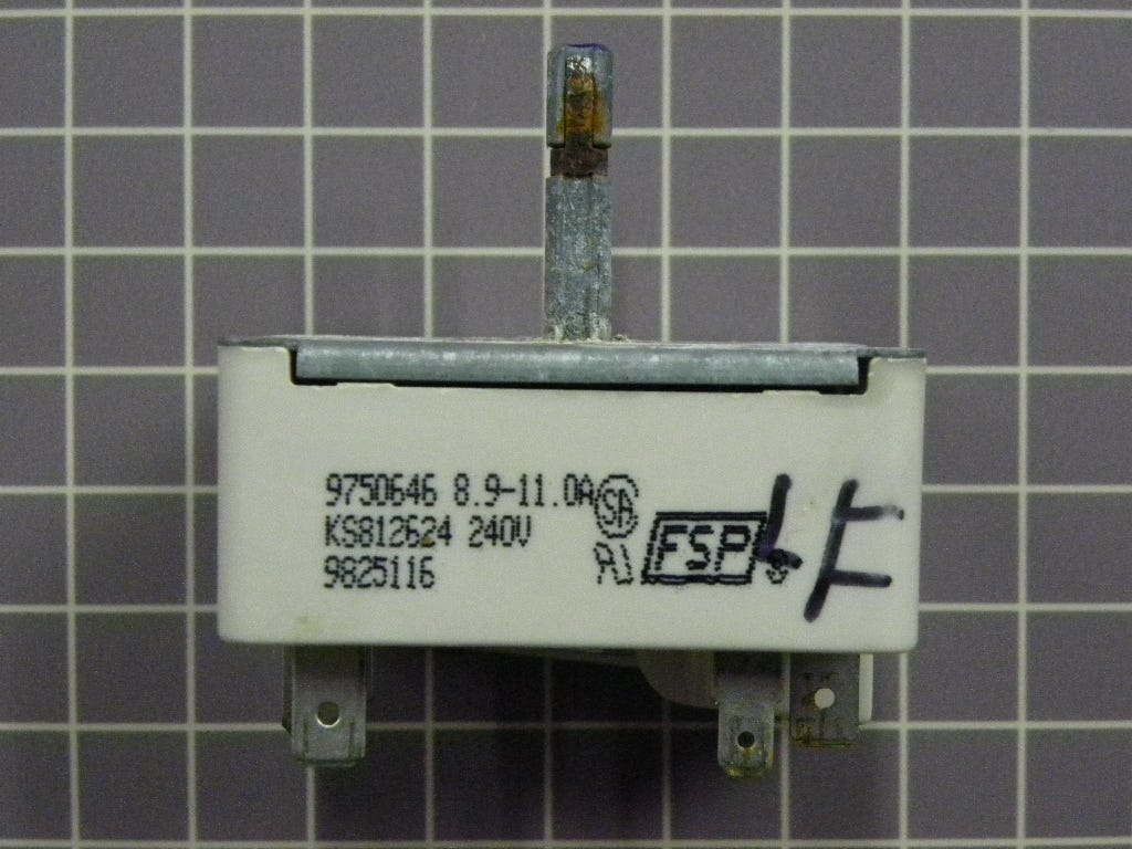 Infinite Switch 2400W (8.9-11.0A) 9750646