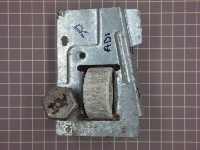 Right Gusset WR02X9210