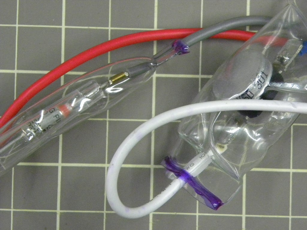 Frigidaire Refrigerator Defrost Thermostat FFPT12F0KW