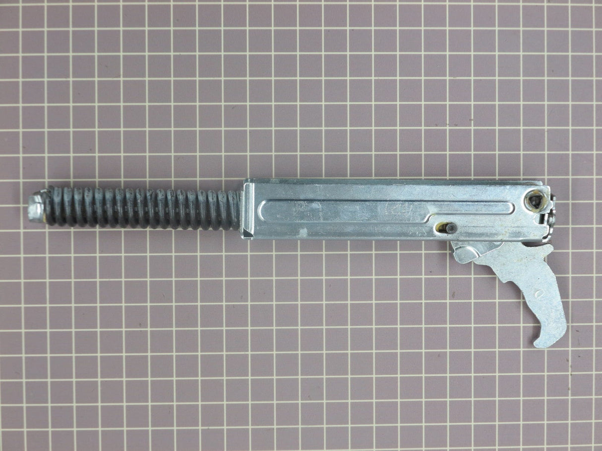 Door Hinge (RH) 8300571