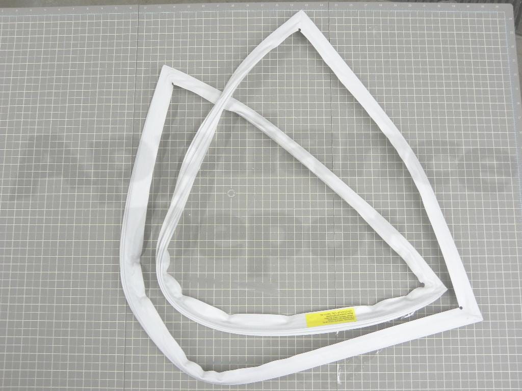 Magic Chef Refrigerator Gasket/Door Seal 501128010063
