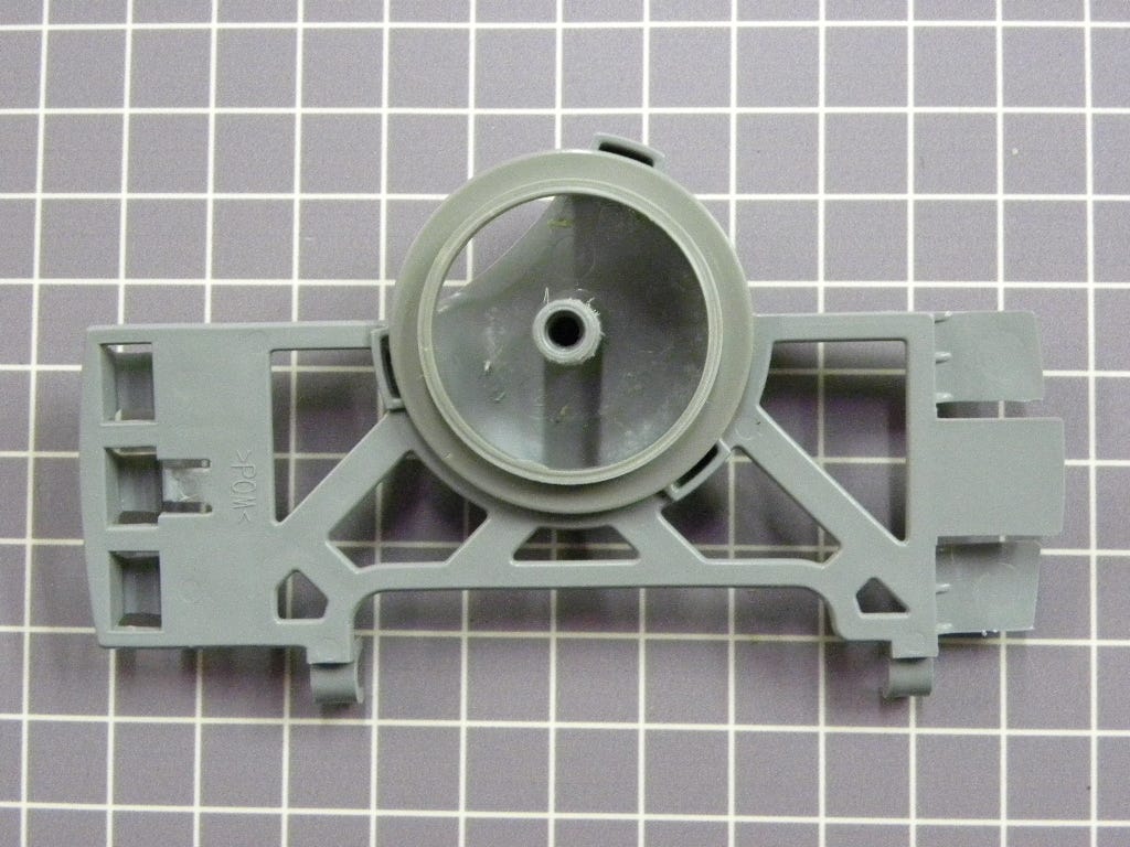 Manifold Front Clip 99003072