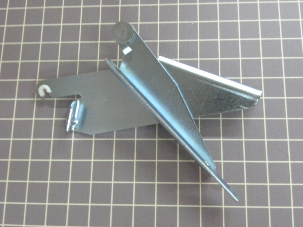 Whirlpool Dryer Door Hinge RH 8066056