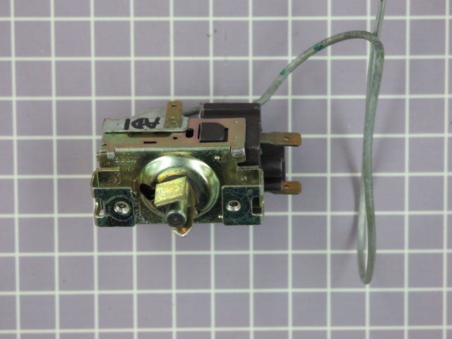 Temperature Control/Thermostat 3018894