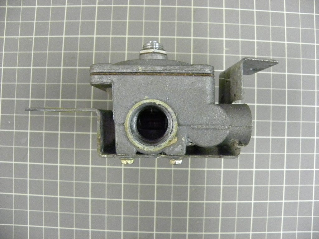 Gas Pressure Switch 166T011P01