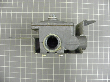 Gas Pressure Switch 166T011P01
