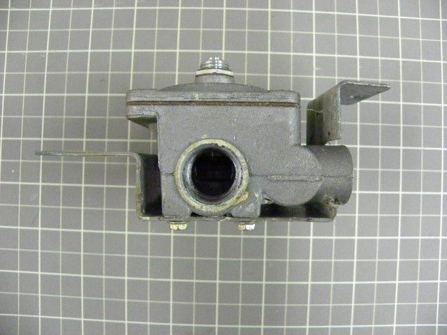 Gas Pressure Switch 166T011P01