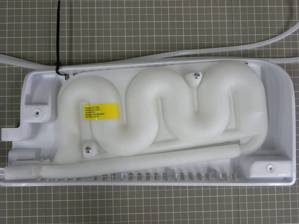 GE Refrigerator Water Tank WR17X12513