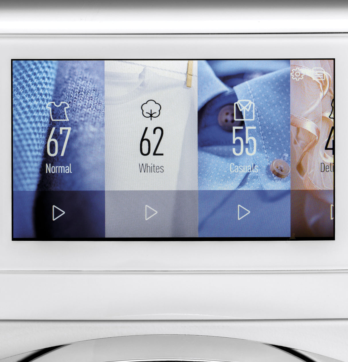 Haier ENERGY STAR® 2.4 Cu. Ft. Smart Frontload Washer QFW150SSNWW (S&D)