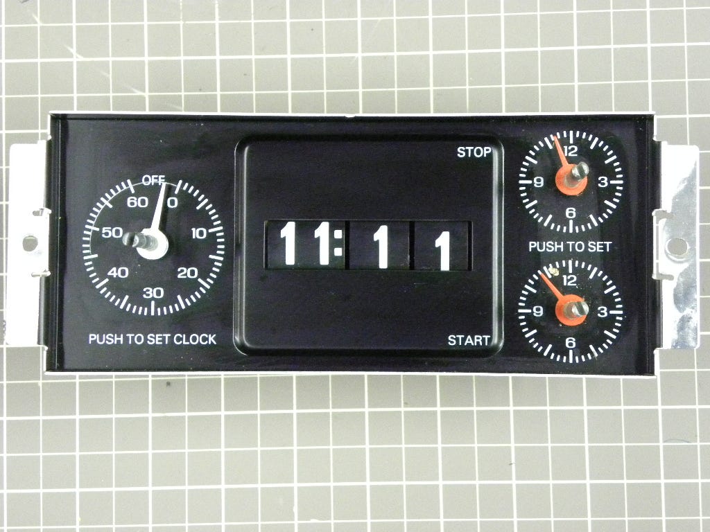 Clock WB19X233