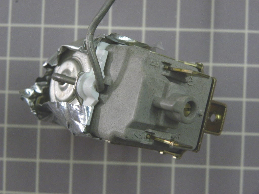 Temperature Control/Thermostat 5304403880
