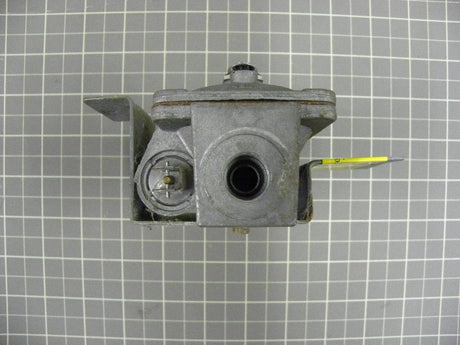 Gas Pressure Switch 166T011P01