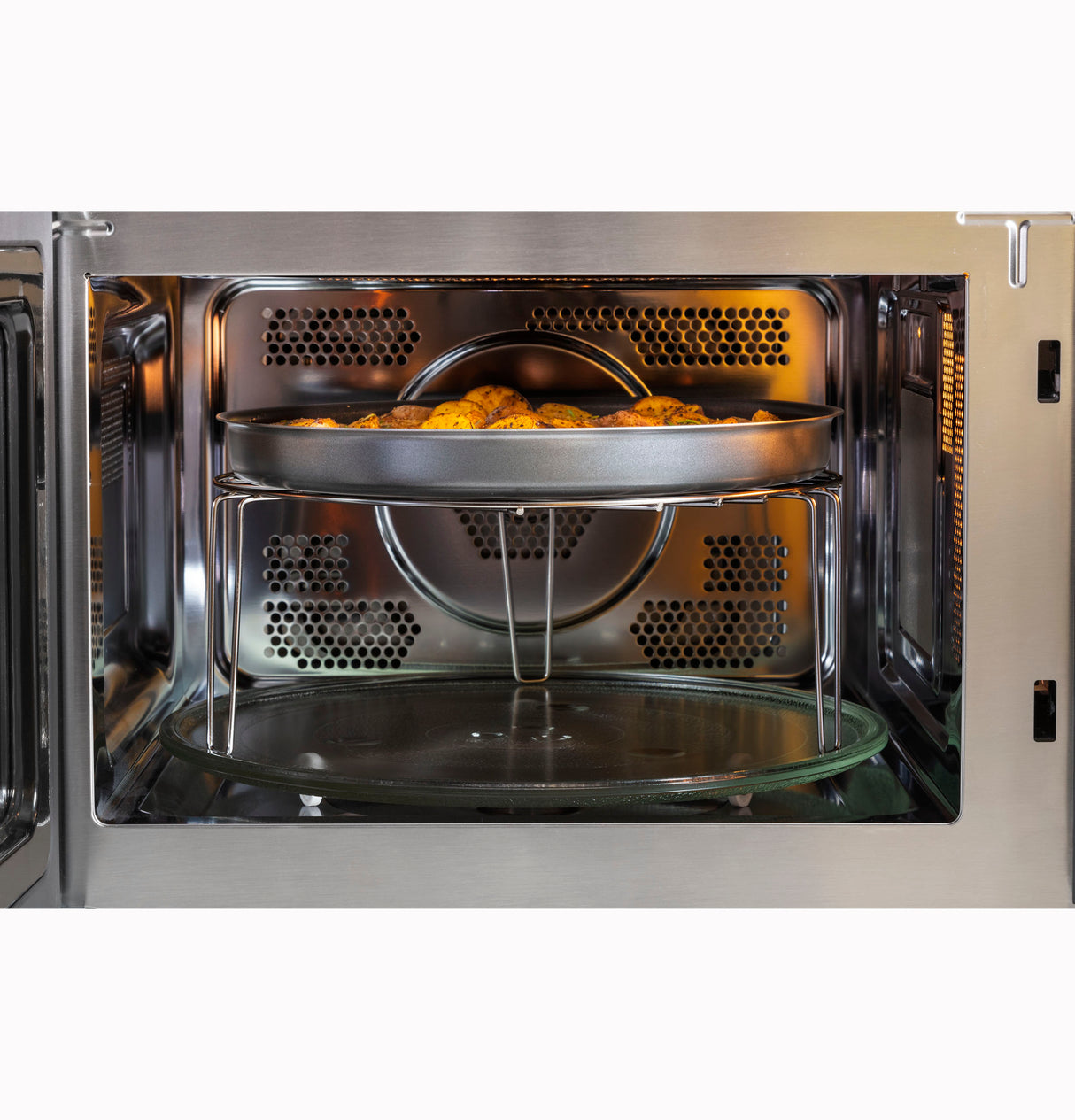 GE 1.0 Cu. Ft. Capacity Countertop Convection Microwave Oven with Air Fry
