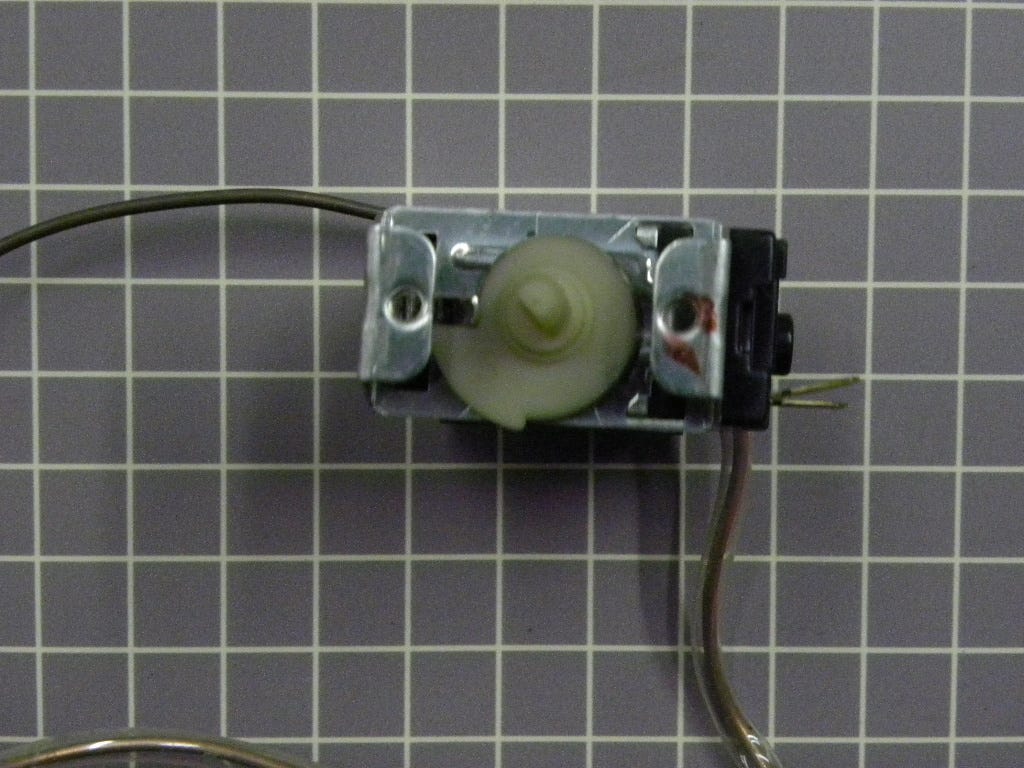 Thermostat WJ28X10009