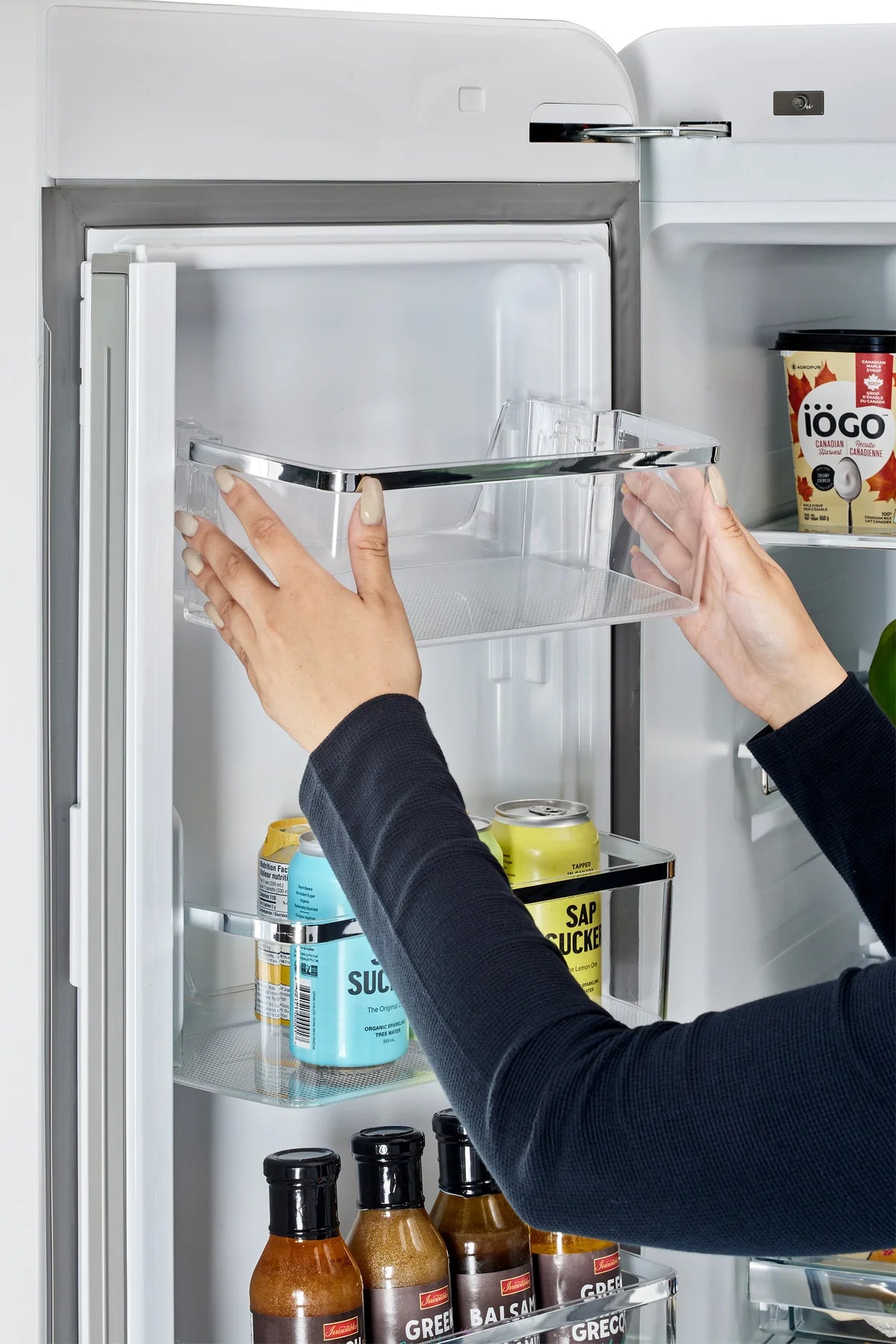 Classic Retro 36-inch 21.4 cu. ft. Frost Free French Door Counter Depth Refrigerator with Built-In Ice Maker in Ocean Marshmallow White, ENERGY STAR® UGP-595L W AC