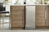 Silhouette 15″ Built-in Under counter Ice Maker in Stainless Steel DIM32D2BSSPR