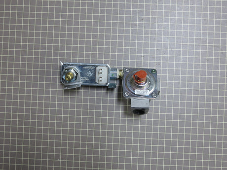 Valve & Pressure Regulator WB21X38548