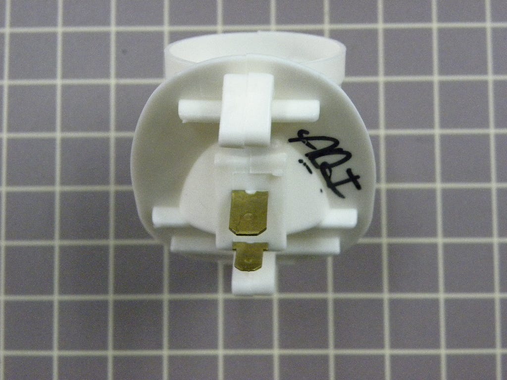 Light Socket 218906801