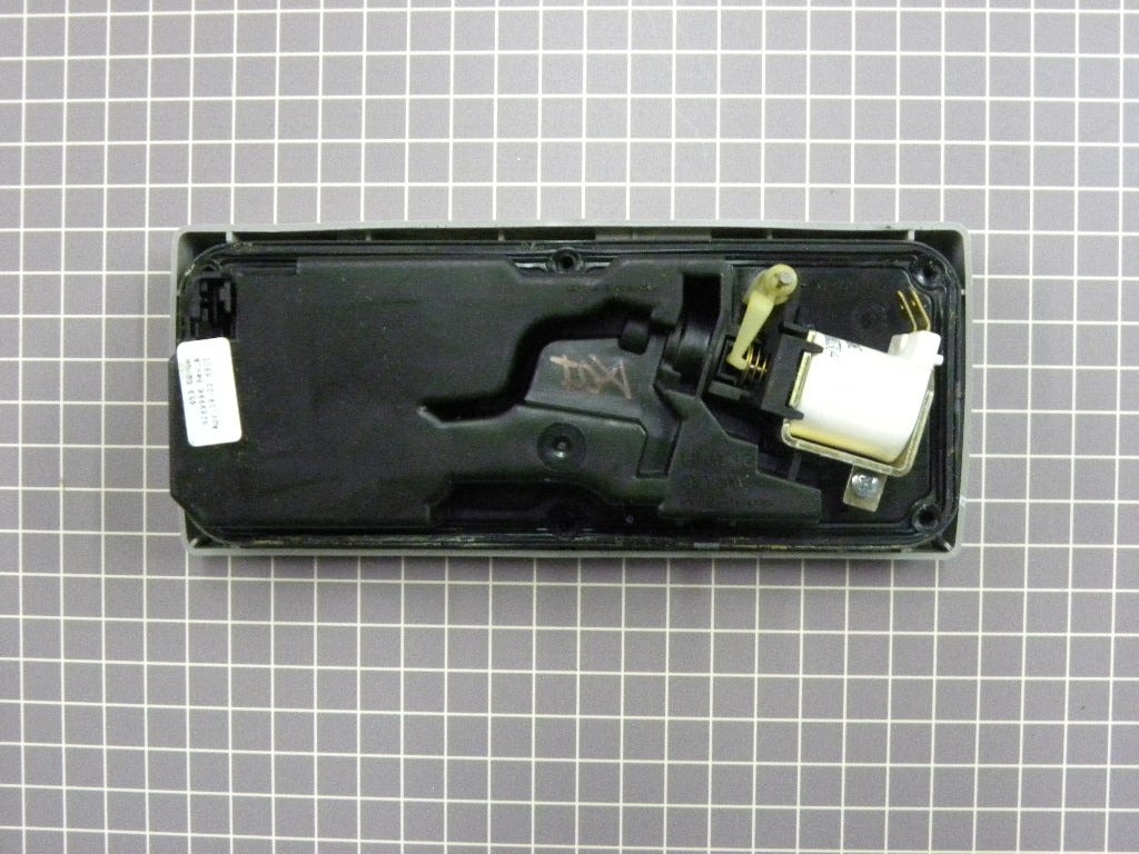 Dispenser 8269996
