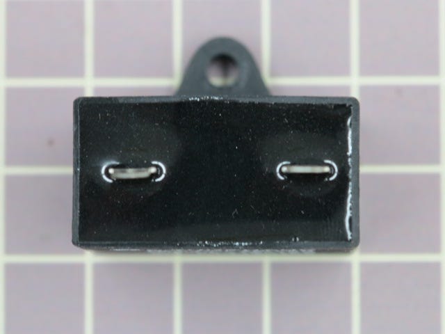 Capacitor 5304464095
