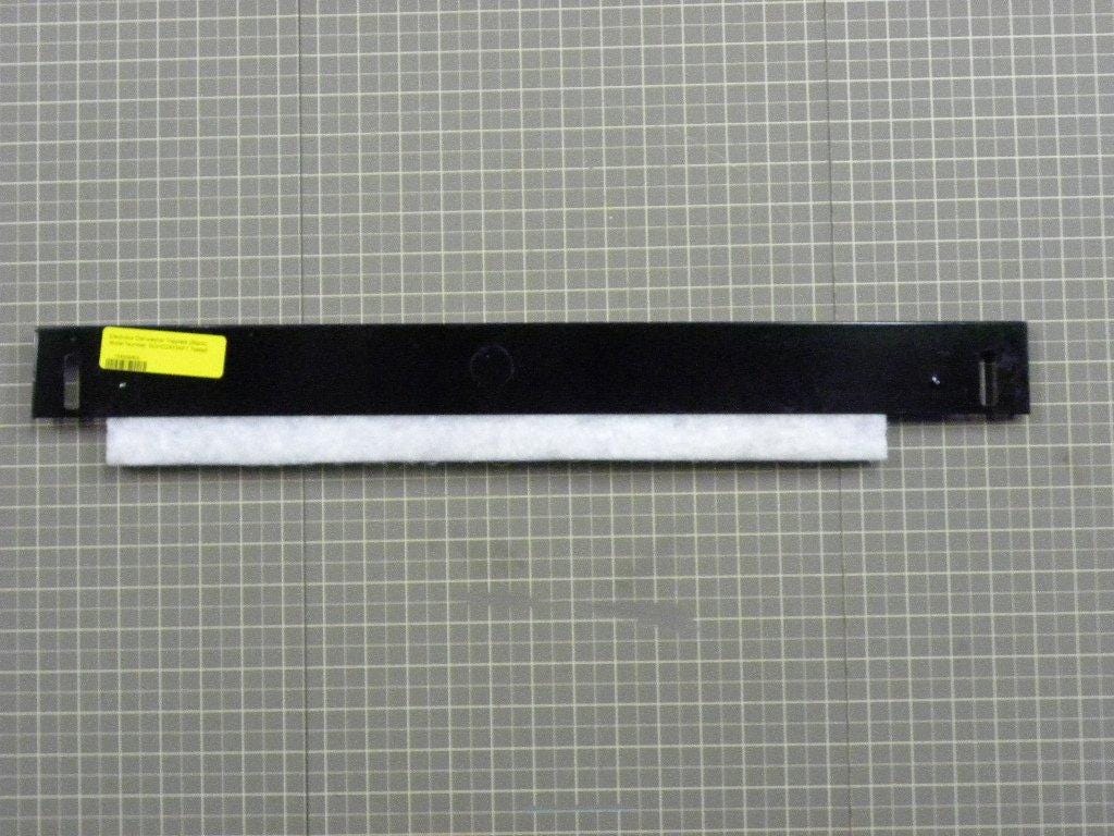 Electrolux Dishwasher Toe Plate (Black) 154589403
