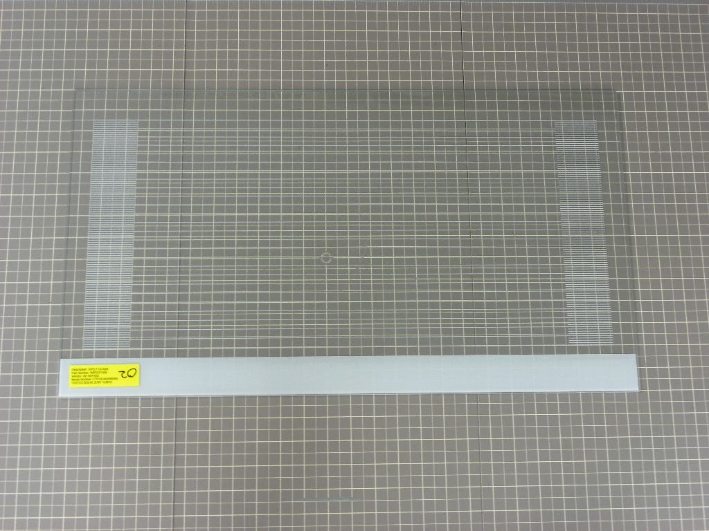 Glass Shelf (25 1/8" x 14" x 1/8") WR32X1508