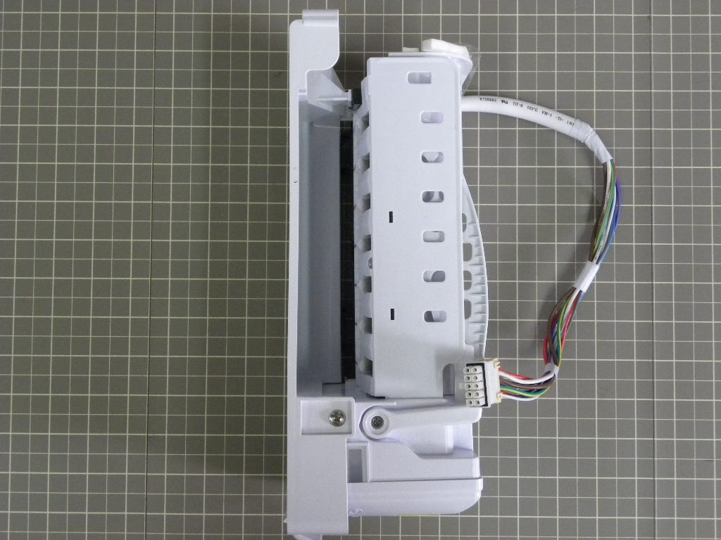GE Refrigerator Ice Maker WR30X10097