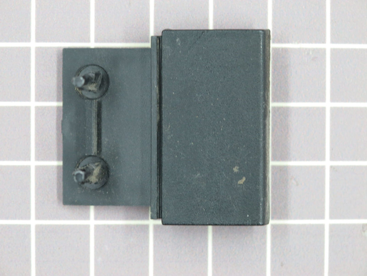 Grille Corner Filler 1118078
