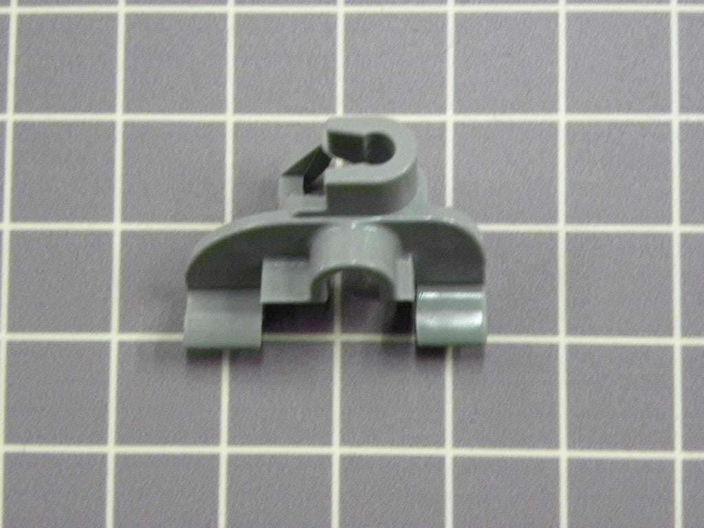 Electrolux Dishwasher Tine Clip 154629402