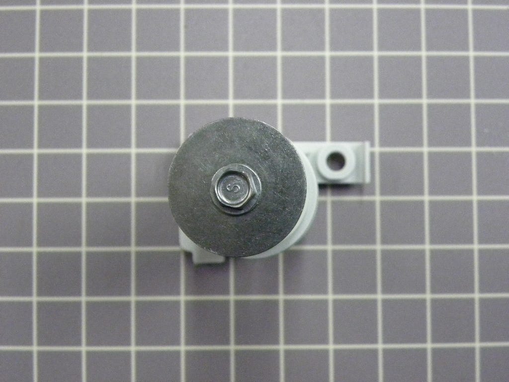 GE Dishwasher Center Spray Hub WD12X10066