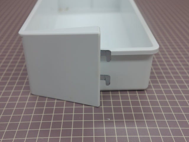 GE Refrigerator Door Shelf Bin (R/L) WR71X2117