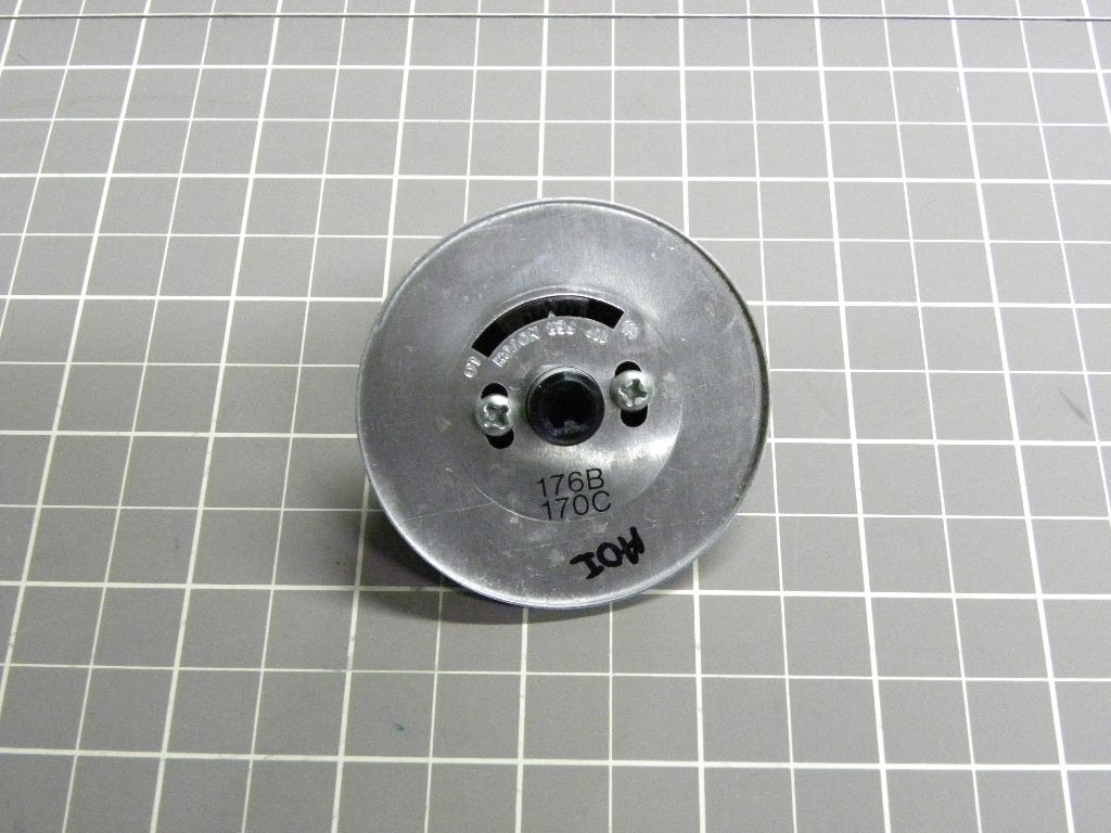 Whirlpool Range Control Knob 330180