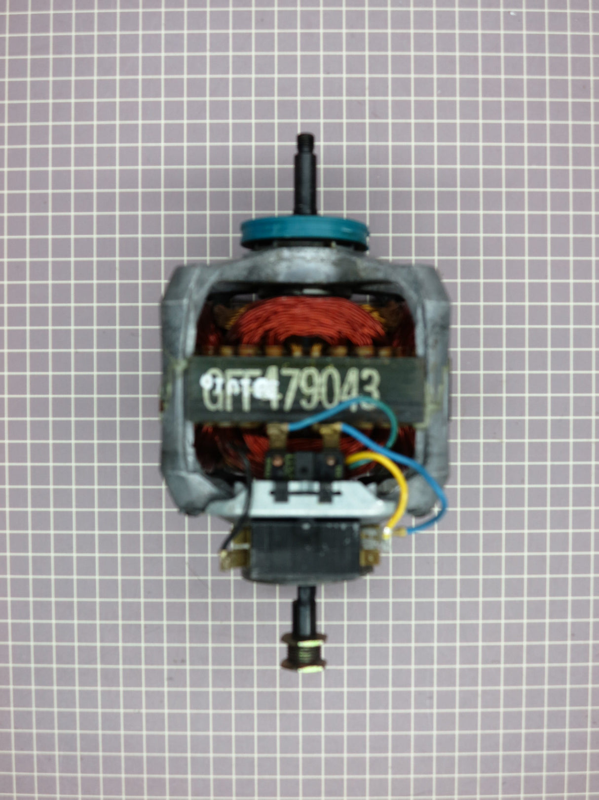 Motor 695075