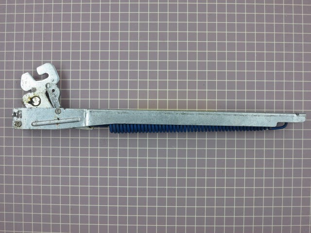 Hinge 316406910