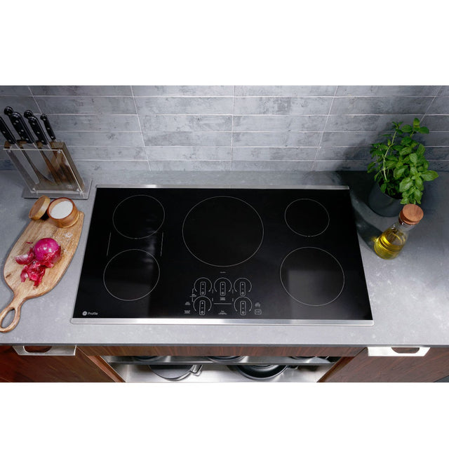 GE Profile 30" Built-In Touch Control Induction Cooktop PHP7030DTBB